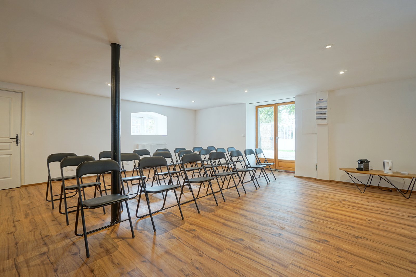Grande salle pour les ateliers et le yoga
